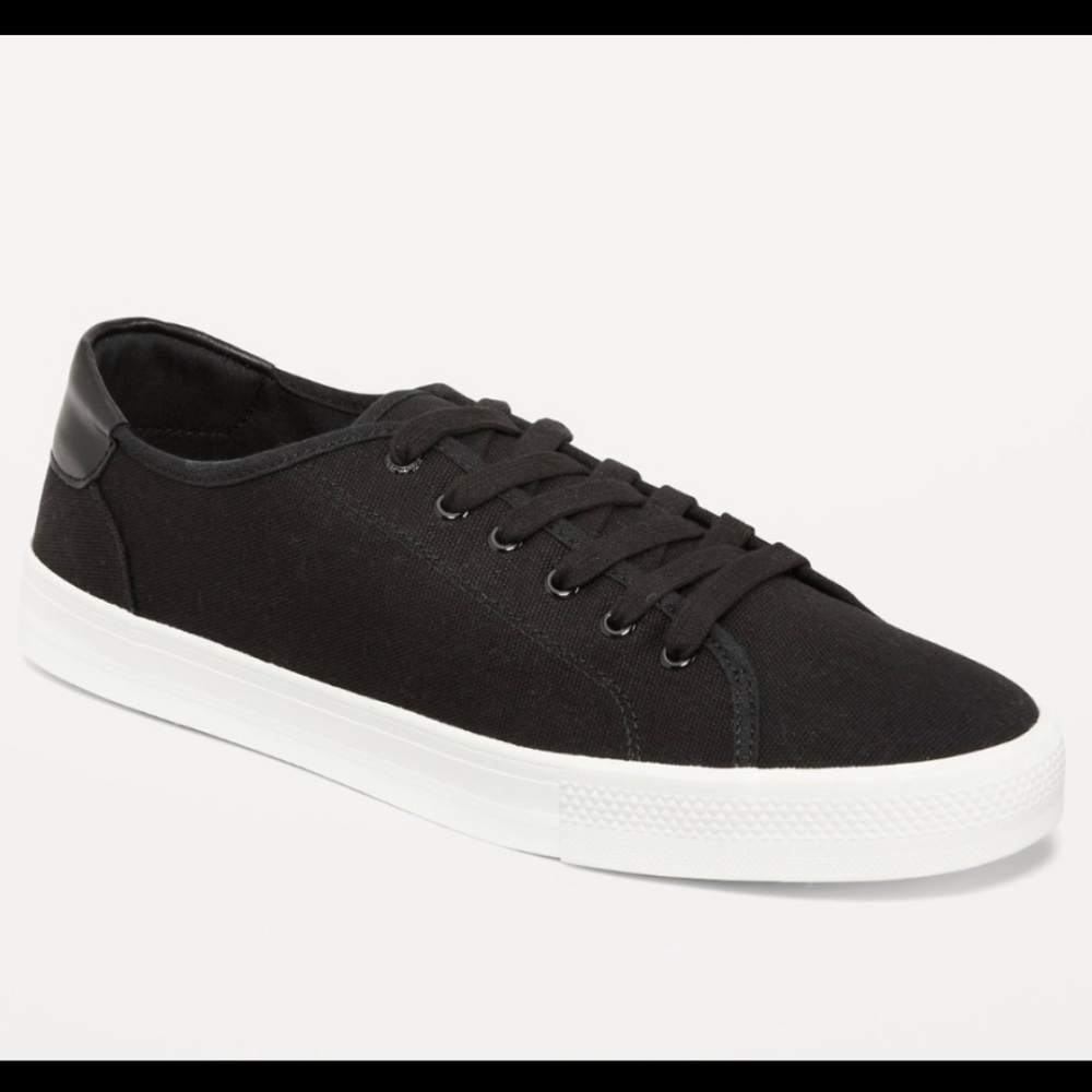 WORN ONCE Old Navy Black/White Canvas Low Top Sneakers, Mens 10